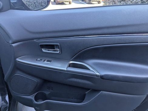 Used 2024 Mitsubishi Outlander Sport SE image 30