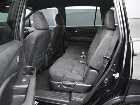 Used 2022 Honda Pilot Sport image 34