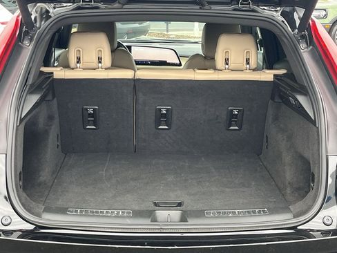 Certified 2024 Cadillac XT4 Premium Luxury image 18