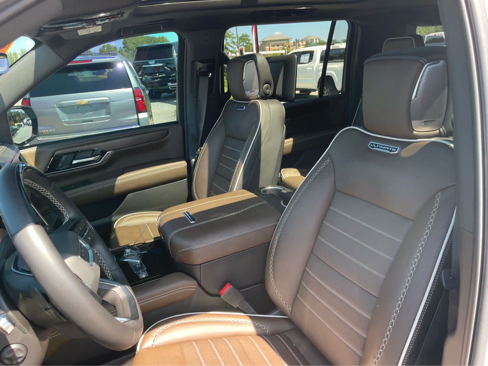 Used 2026 GMC Yukon XL Denali Ultimate AWD/4WD image 18