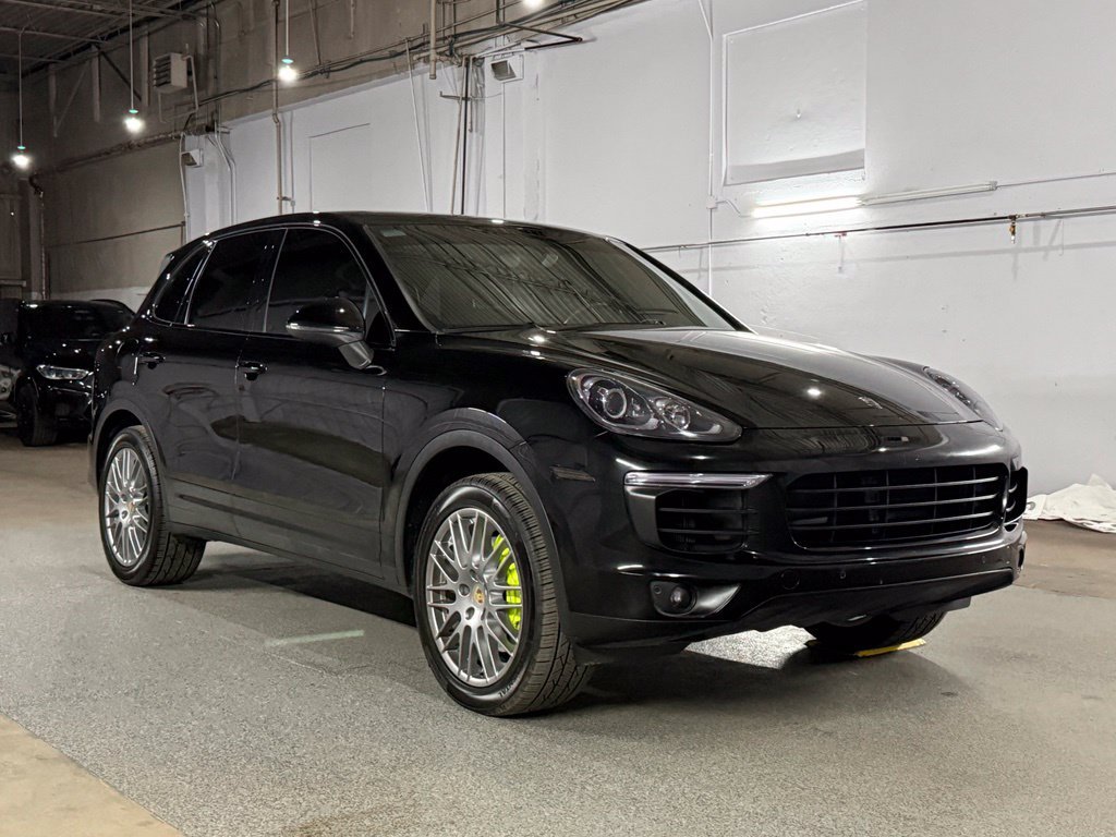 Used 2016 Porsche Cayenne S AWD/4WD image 3
