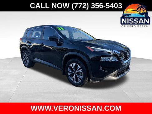 Used 2023 Nissan Rogue SV FWD image 1