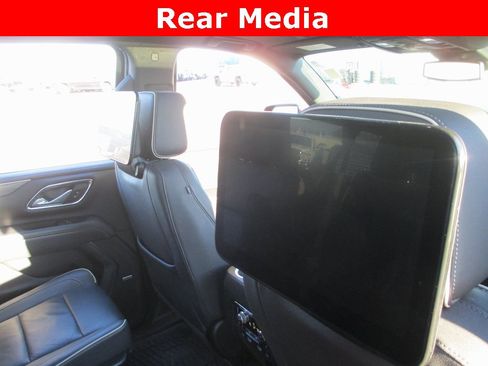 Certified 2023 GMC Yukon XL SLT w/ SLT Premium Package image 15