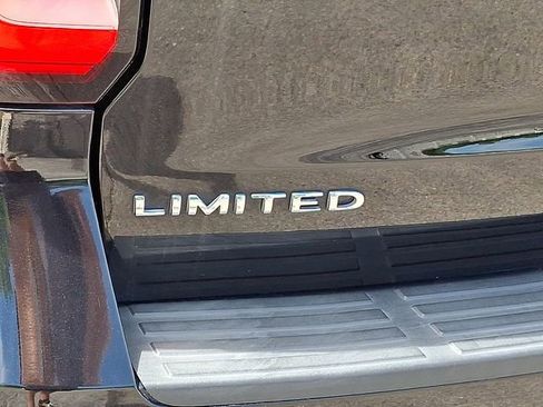 Used 2022 Ford Expedition Max Limited AWD/4WD image 35