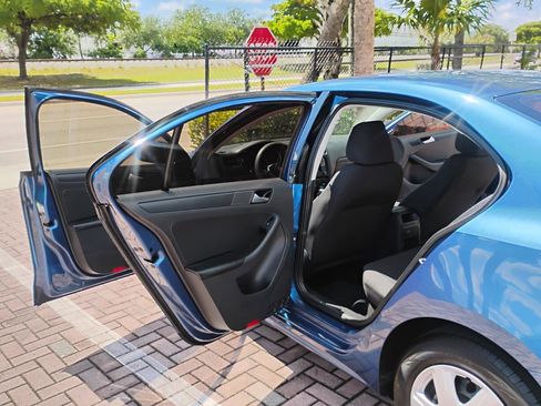 Used 2016 Volkswagen Jetta S FWD image 21