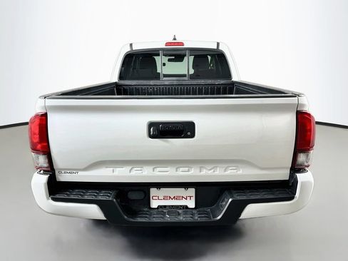 Used 2022 Toyota Tacoma SR w/ SX Package RWD image 7
