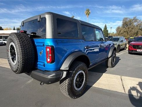 New 2025 Ford Bronco Badlands w/ Sasquatch Package image 4