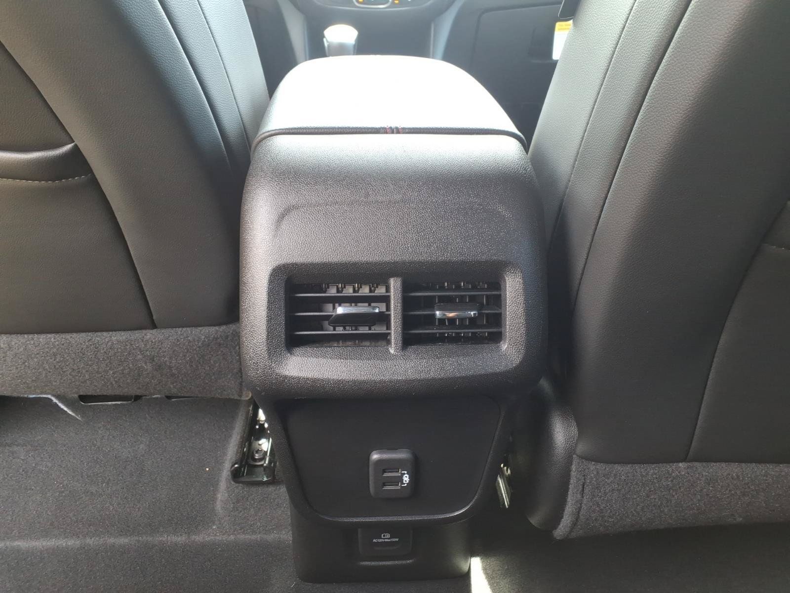 Used 2022 Chevrolet Equinox RS w/ Infotainment Package FWD image 31