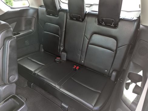 Used 2022 Nissan Pathfinder SL w/ SL Premium Package AWD/4WD image 41