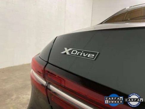 Used 2025 BMW 530i xDrive image 98