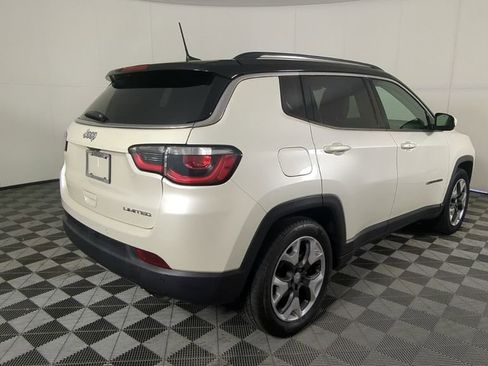 Certified 2018 Jeep Compass Limited w/ Navigation Group image 5