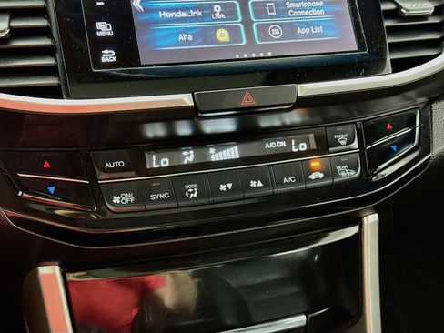 Used 2017 Honda Accord EX-L image 17