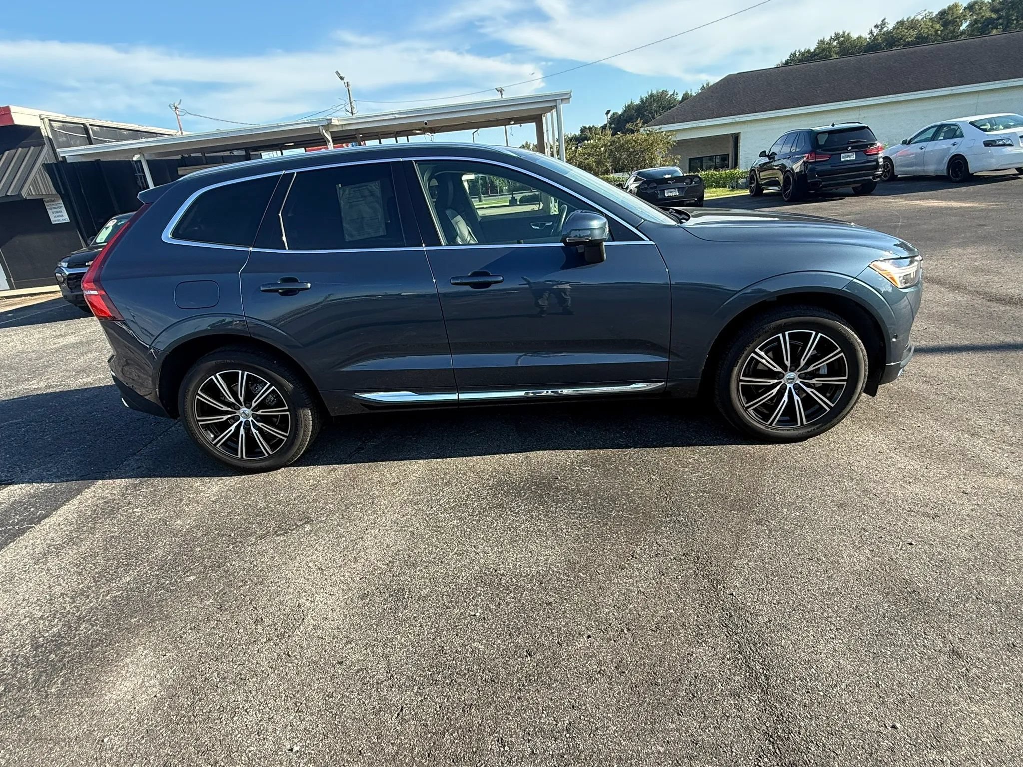 Used 2021 Volvo XC60 T5 Inscription w/ Advanced Package FWD image 4