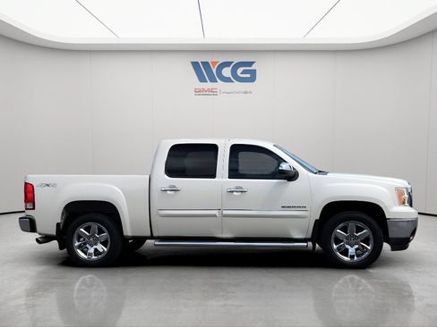 Used 2013 GMC Sierra 1500 SLT w/ SLT White Diamond Edition AWD/4WD image 3