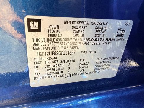 Used 2016 GMC Sierra 2500 Denali w/ Duramax Plus Package AWD/4WD image 44