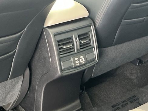 Certified 2026 Subaru Forester Premium AWD/4WD image 35