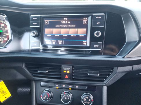 Used 2019 Volkswagen Jetta S w/ Driver Assistance Package FWD image 28