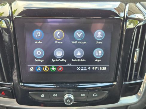Used 2023 Chevrolet Traverse LT AWD/4WD image 14