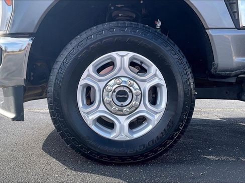 Used 2025 Ford F250 XLT w/ FX4 Off-Road Package image 9