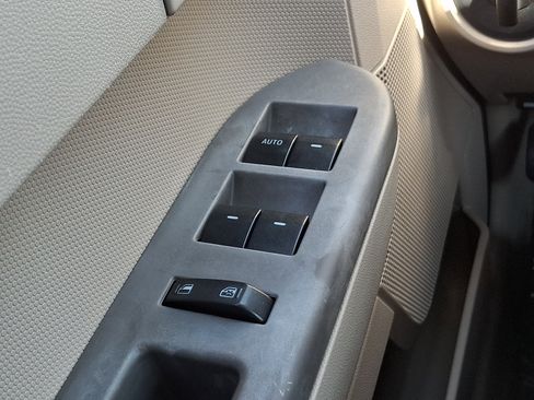 Used 2012 Ford Escape XLS FWD image 23