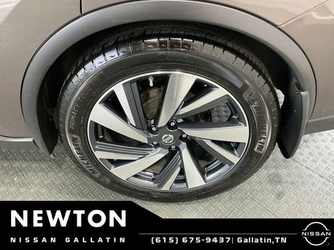 Used 2017 Nissan Murano Platinum w/ Platinum Technology Package FWD image 42