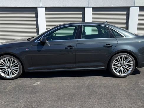 Used 2018 Audi A4 2.0T Ultra Premium Plus w/ Premium Plus Package FWD image 2