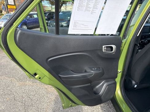 Certified 2022 Hyundai Venue SEL w/ Cargo Package image 34