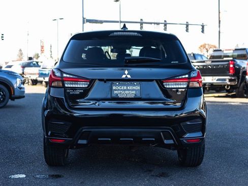 Used 2024 Mitsubishi Outlander Sport SE image 8