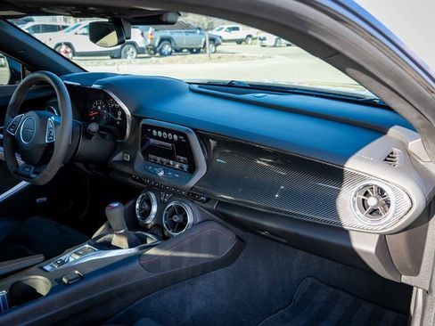 Used 2018 Chevrolet Camaro ZL1 image 23