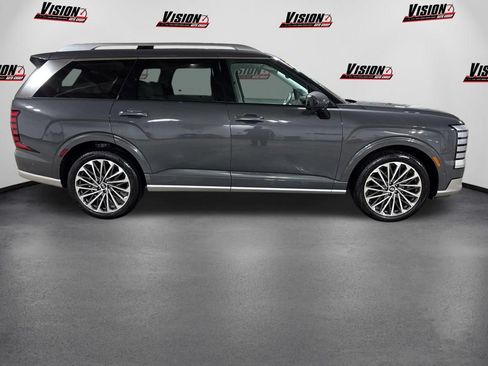 Used 2026 Hyundai Palisade Calligraphy AWD/4WD image 3