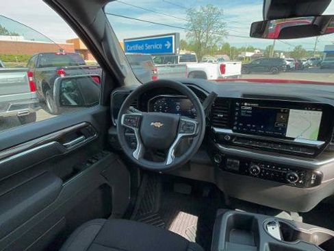 Used 2026 Chevrolet Silverado 1500 LT AWD/4WD image 27