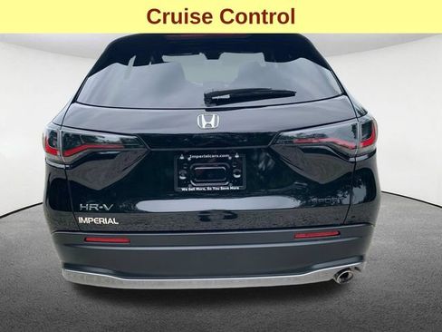 Used 2025 Honda HR-V Sport image 11