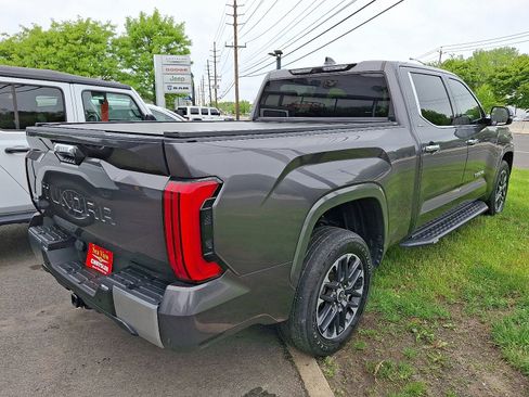 Used 2022 Toyota Tundra Limited w/ Power Package AWD/4WD image 6