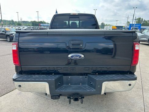 Used 2016 Ford F250 Lariat w/ Lariat Ultimate Package AWD/4WD image 6