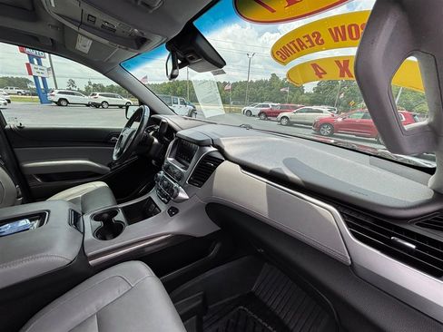Used 2017 Chevrolet Suburban LT AWD/4WD image 28