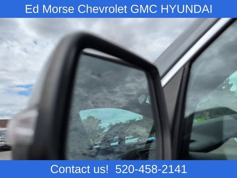 Used 2023 Chevrolet Traverse LT w/ LPO, Cargo Package AWD/4WD image 13