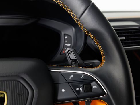 Used 2024 Lamborghini Urus S image 21