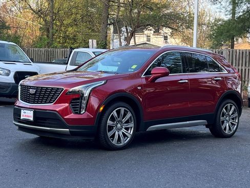 Used 2019 Cadillac XT4 Premium Luxury w/ Driver Assist Package image 3