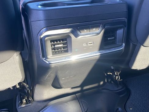 Used 2024 GMC Sierra 2500 Denali Ultimate image 25