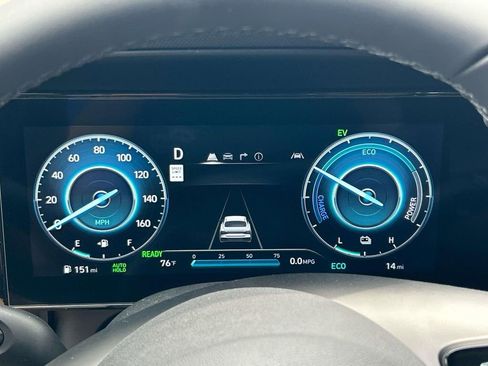 New 2025 Hyundai Elantra SEL image 30