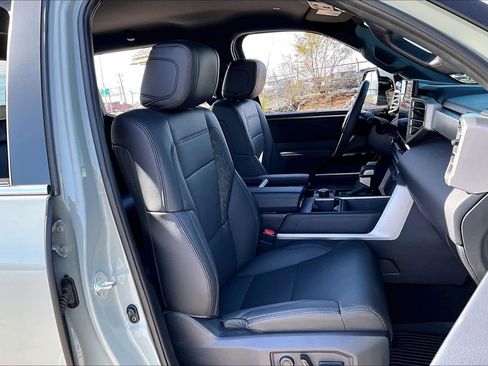 Used 2025 Toyota Tundra Limited image 8