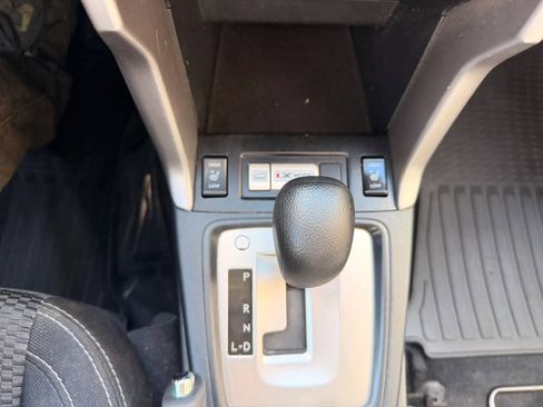 Used 2017 Subaru Forester 2.5i Premium w/ All-Weather Package AWD/4WD image 15