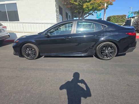 Used 2026 Toyota Camry SE FWD image 6