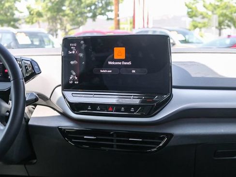 Used 2023 Volkswagen ID.4 Pro RWD image 17