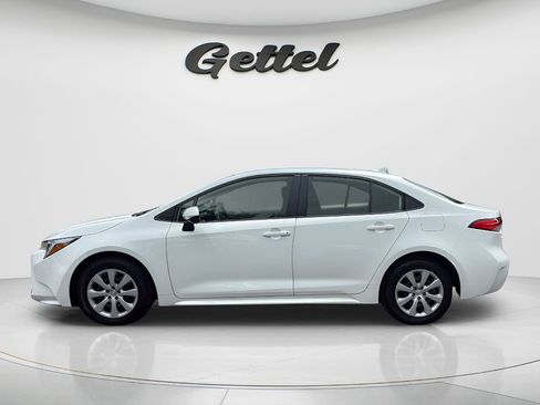 Used 2026 Toyota Corolla LE FWD image 8