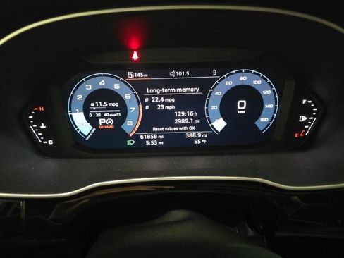 Used 2023 Audi Q3 2.0T Premium image 17