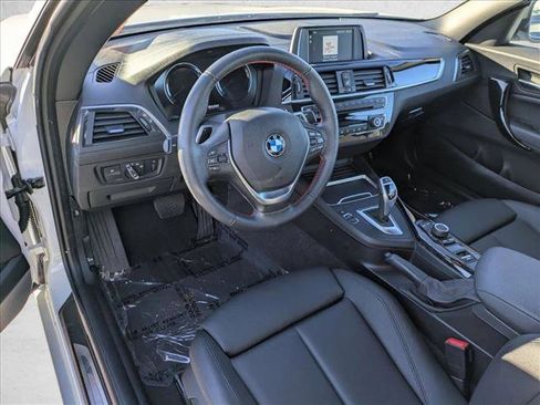 Used 2018 BMW 230i Convertible image 10