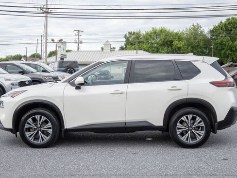 Used 2023 Nissan Rogue SV w/ SV Premium B Package AWD/4WD image 8