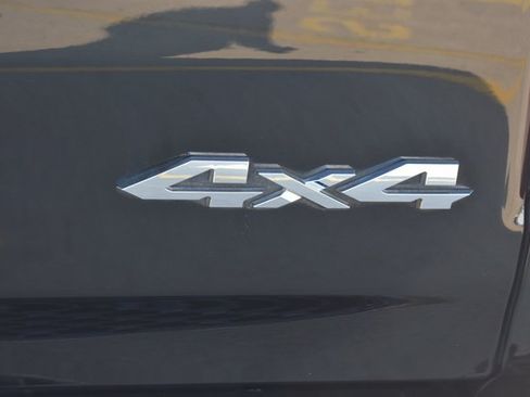 Used 2025 RAM 1500 Laramie w/ Laramie Southwest Edition AWD/4WD image 8