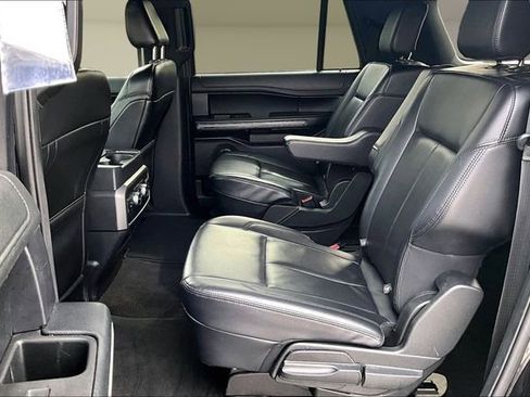 Used 2021 Ford Expedition Max XLT image 22